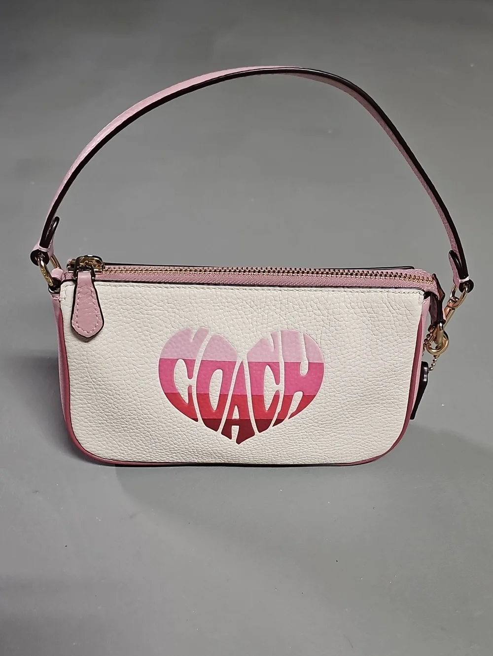 Coach nolita 19